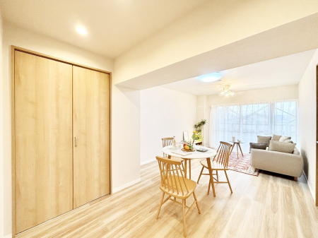 ���r���O �傫�ȑ����炽���Ղ�̗z���ƕ����������郊�r���O