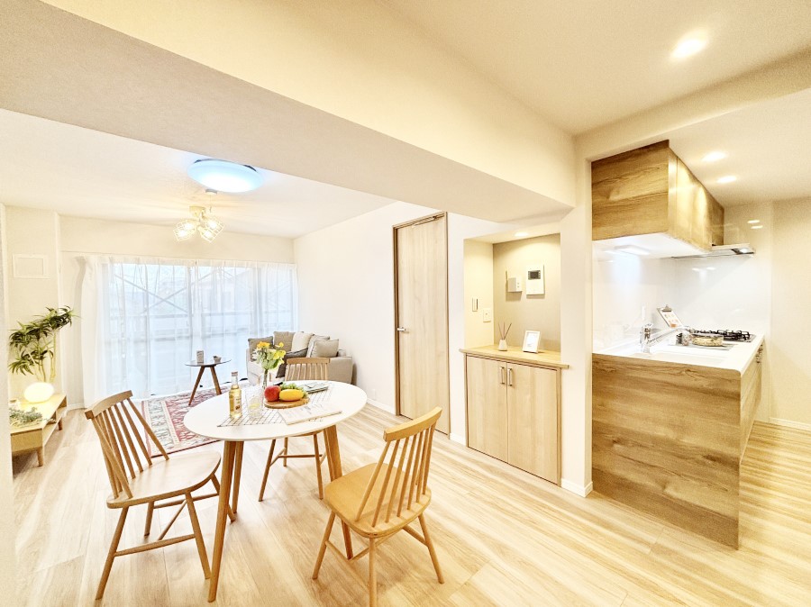 ���r���O �������������͋C�̂k�c�j�͉Ƒ��݂�Ȃ̉��K���