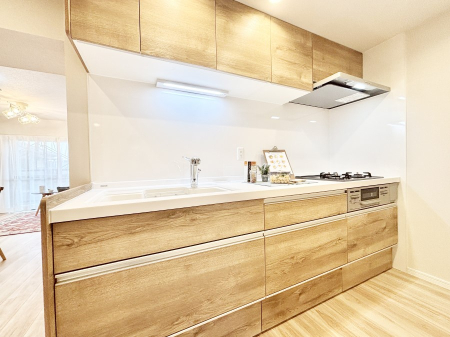 �L�b�`�� �������������I�ɁA�y�����I�V�X�e���L�b�`��