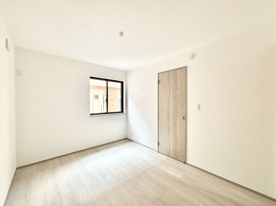 �q������ ������̂₳���������S�n�悢�v���C�x�[�g���[��