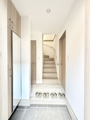 ���� �Ƒ��̋A��₨�q�l�������������}���錺��  