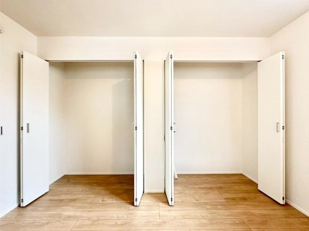 ���[ �����Ղ�̎��[�X�y�[�X�ŉ��K�ɕ�点���� 