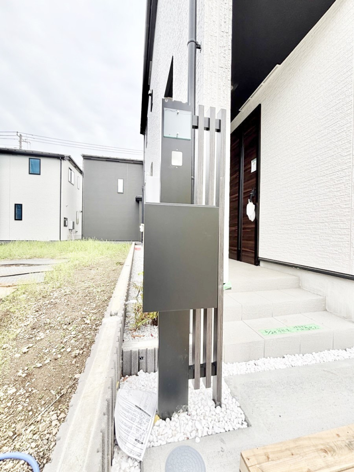 ���̑� �V���v���ȃf�U�C���̃|�X�g